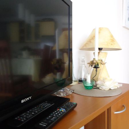 M. De Dominisa 5 Apartment Раб Екстериор снимка