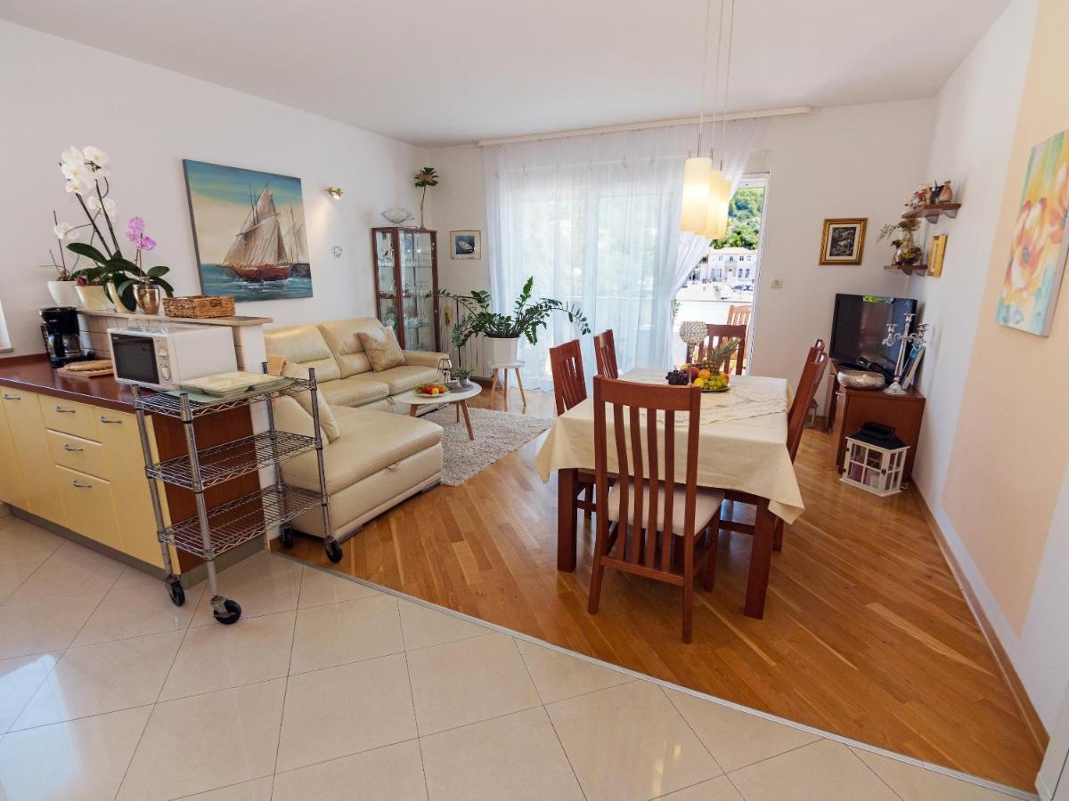 M. De Dominisa 5 Apartment Раб Екстериор снимка