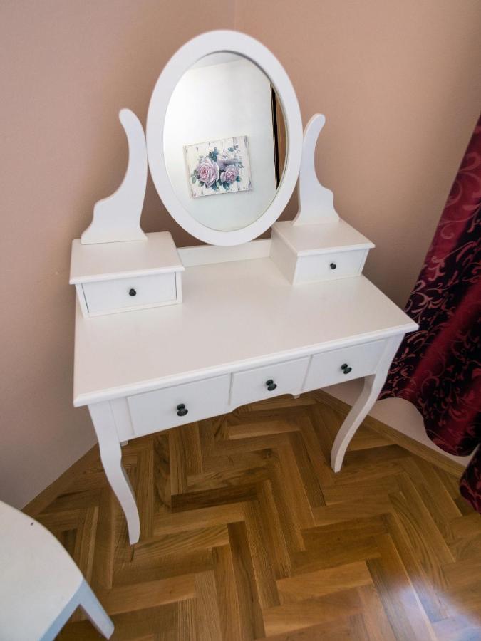 M. De Dominisa 5 Apartment Раб Екстериор снимка