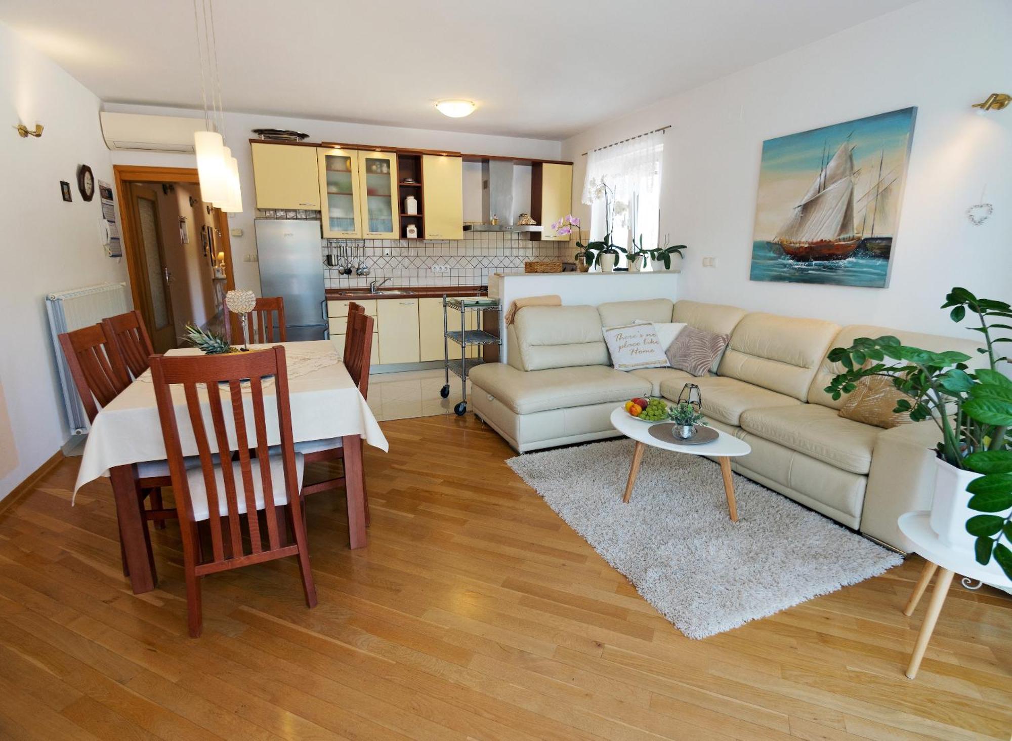 M. De Dominisa 5 Apartment Раб Екстериор снимка